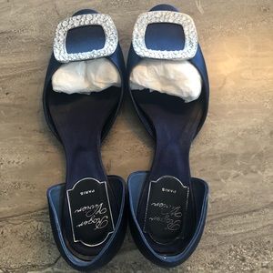 Authentic Roger Viver chips D’Orsay Ballet Flats